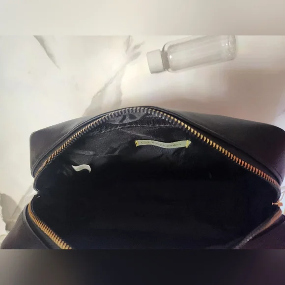 Travel Cosmetics Bag - Picture 4 of 8